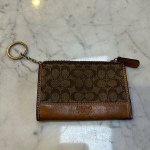 AUTHENTIC COACH MINI KEYCHAIN WALLET